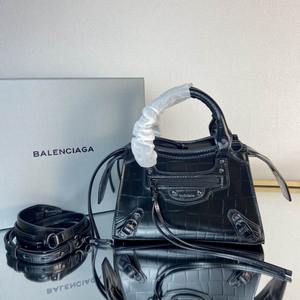 Balenciaga Handbags 580